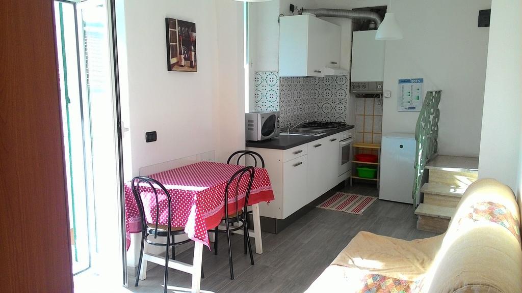 Appartamento Torrione Vallecrosia Buitenkant foto
